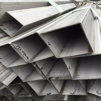 廠家直銷  304不銹鋼方管  可加工定做 發(fā)貨快