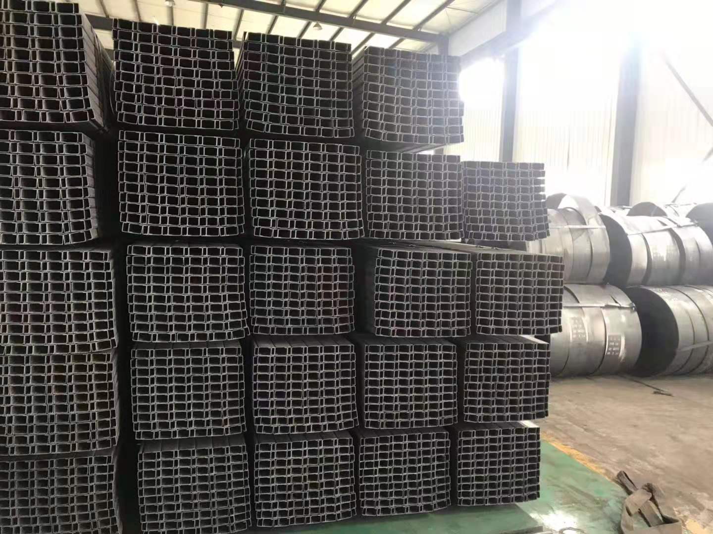 常州鍍鋅方管專業(yè)的生產(chǎn)廠家質(zhì)優(yōu)價廉
