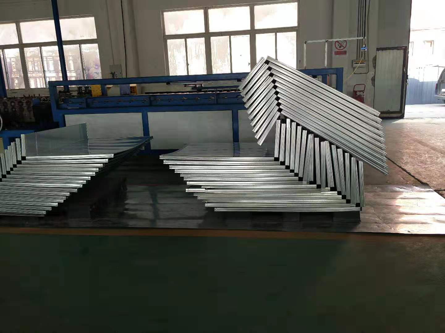 304不銹鋼管   異性