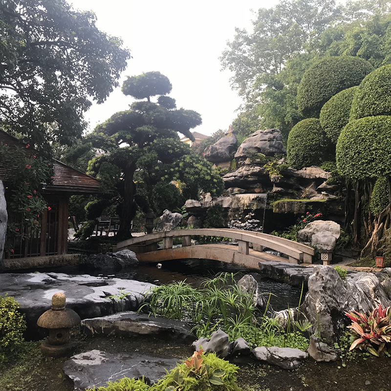 供應(yīng)常德室內(nèi)外假山疊置黑太湖石園林河道駁岸