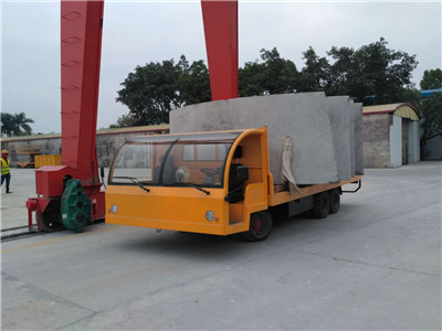 蕪湖8噸，10噸，15噸電動平板搬運(yùn)車，固定平臺搬運(yùn)車具體價(jià)格