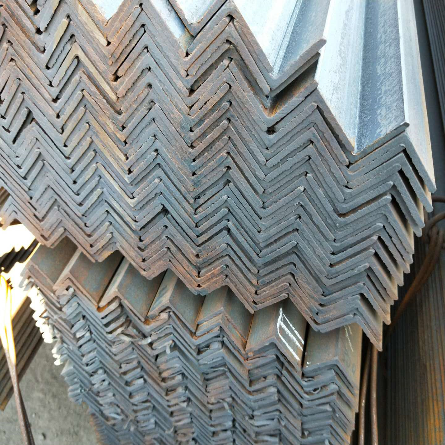 和平區(qū)Q355B熱軋角鋼 等邊角鋼 可加工定制
